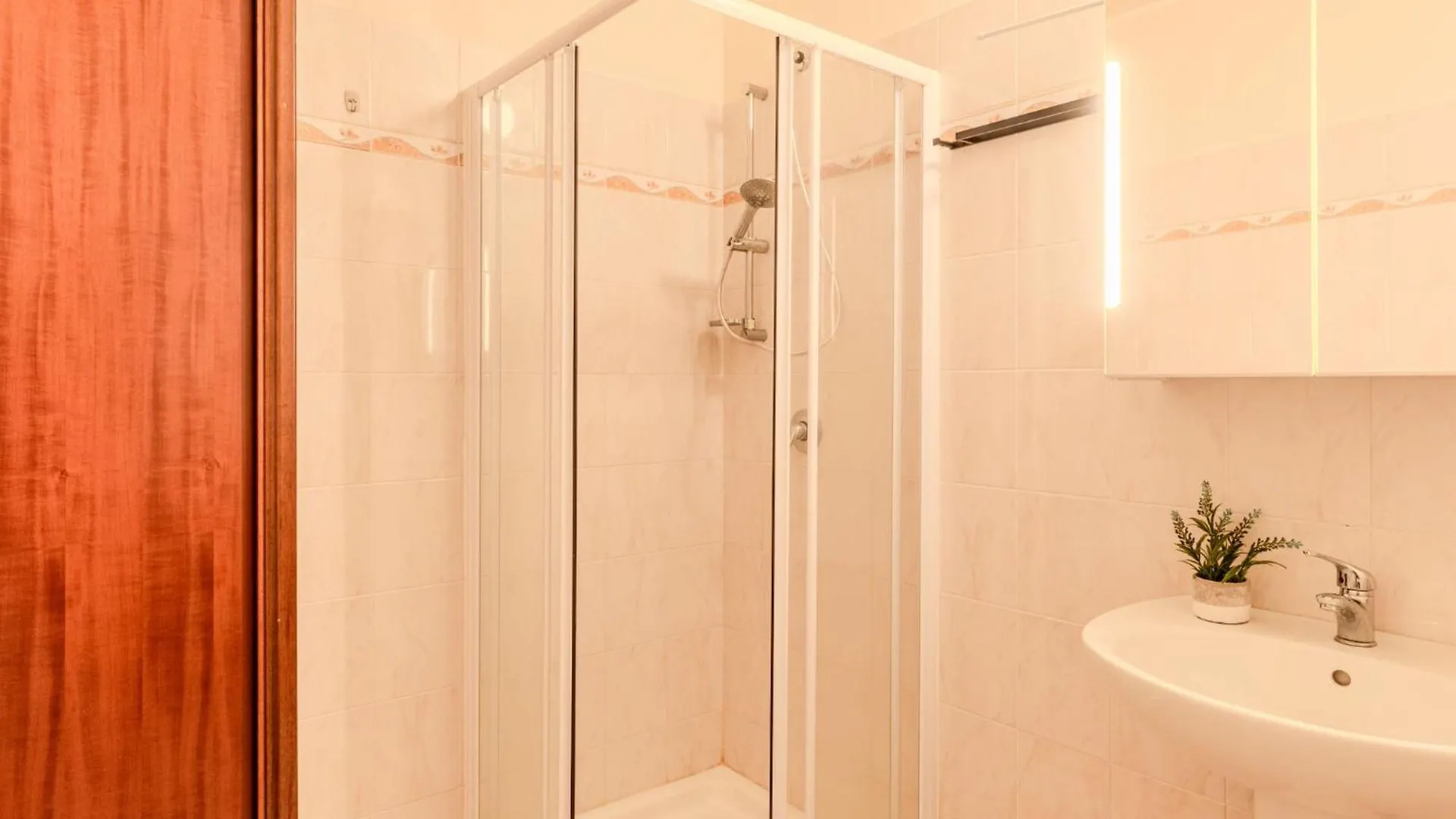 Apartment Piazza San Giuseppe-4 By Interhome Acquaseria İtalya